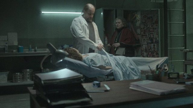 En el barro S01E07