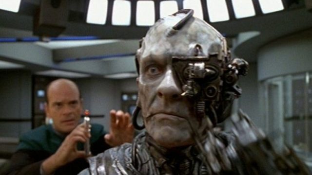 Star Trek: Voyager S03E17