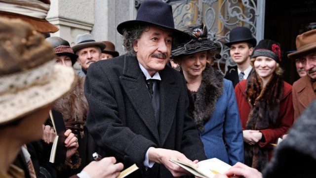 Genius: Einstein S01E08