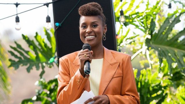 Insecure S04E01