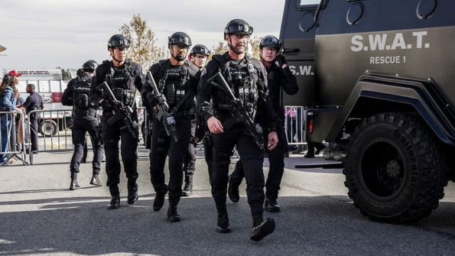 S.W.A.T. S02E16