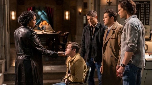 Supernatural S15E18
