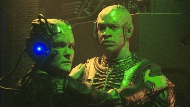 Star Trek: Voyager S07E01