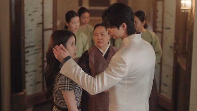 La corona perfecta S01E03