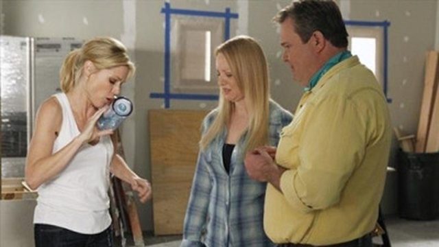 Una Familia Moderna S04E18