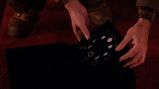 Twin Peaks S02E19