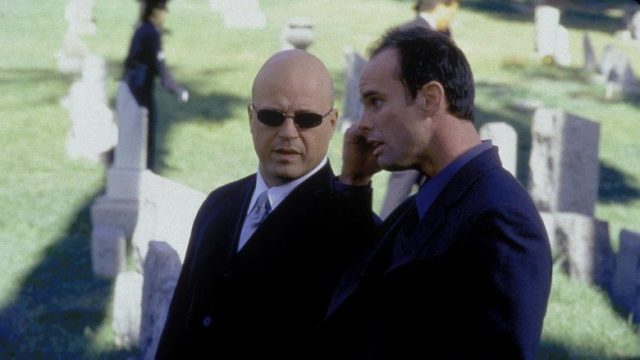 El Escudo S01E02