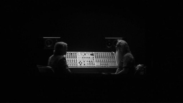 McCartney 3, 2, 1 S01E02