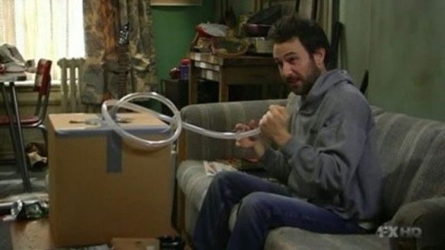 Siempre hace sol en Filadelfia S05E05