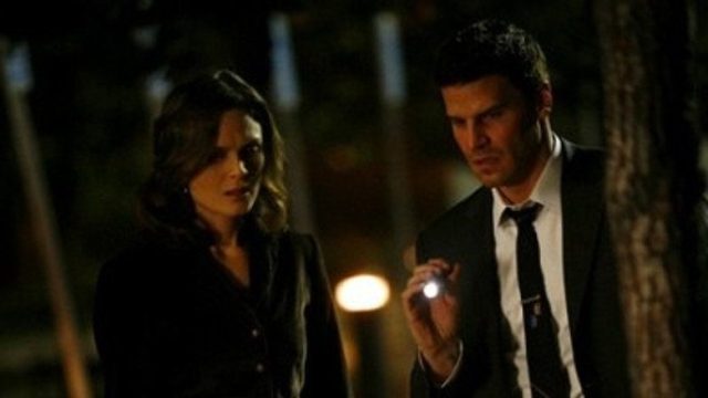 Bones S02E15