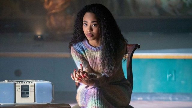 Pretty Little Liars: Un Nuevo Pecado S01E09