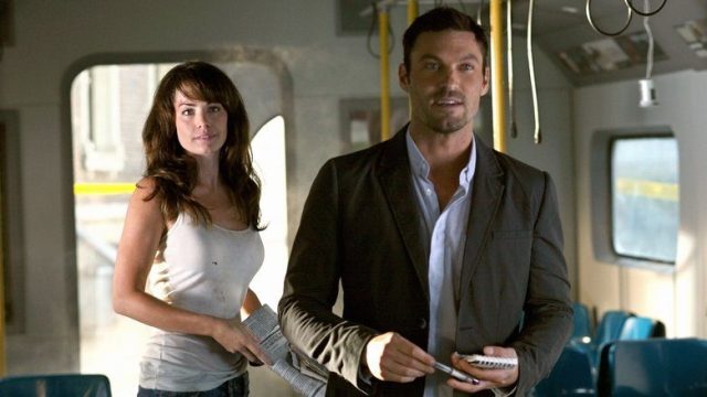Smallville S09E01