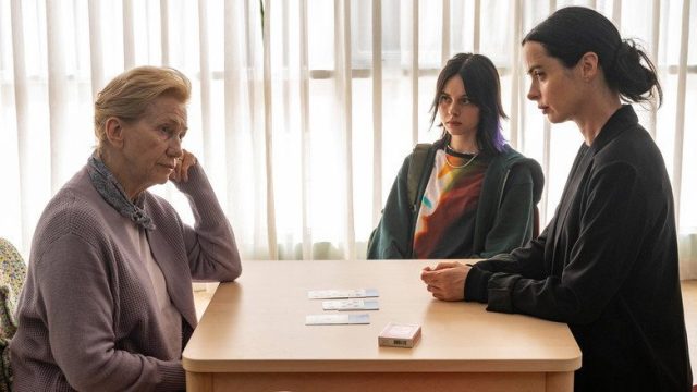 Orphan Black: Echoes S01E04