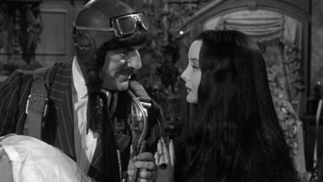 Los locos Addams S01E24