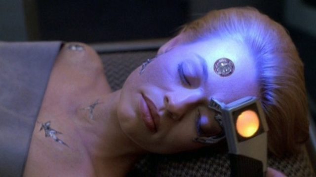 Star Trek: Voyager S07E02
