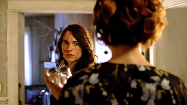 Wynonna Earp S03E01