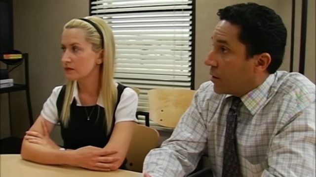 La Oficina S00E01