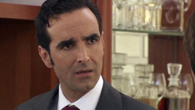 El Señor de los Cielos S01E21