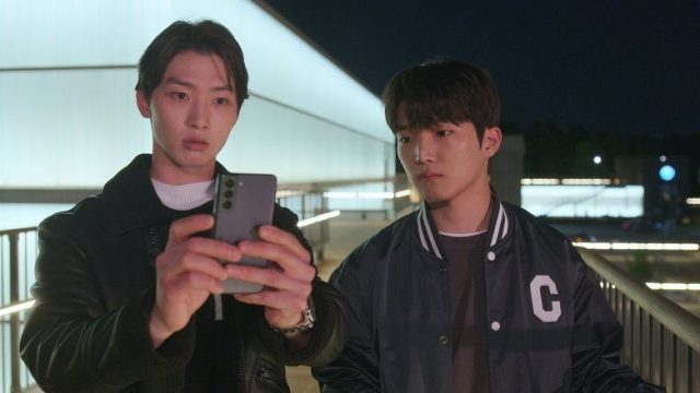 Besos, Kitty S01E09