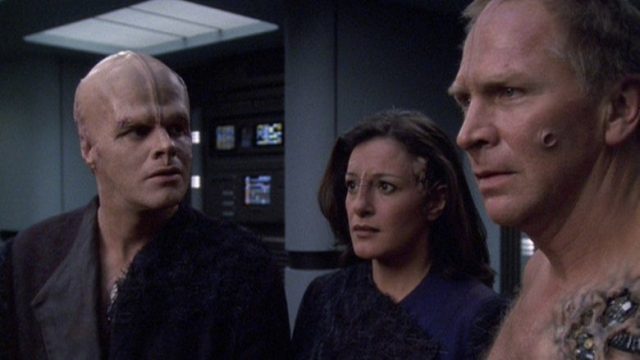 Star Trek: Voyager S06E02