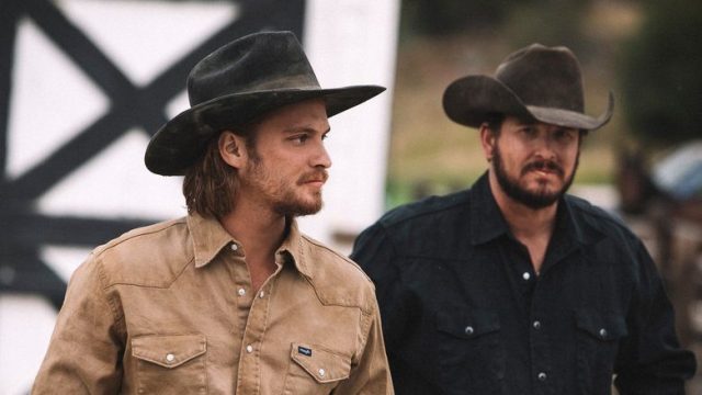 Yellowstone S02E01