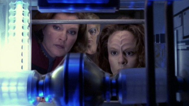Star Trek: Voyager S06E09