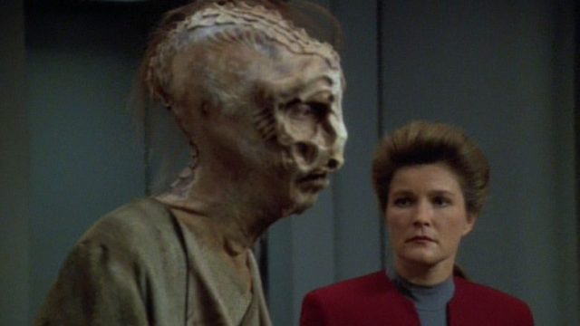 Star Trek: Voyager S04E03
