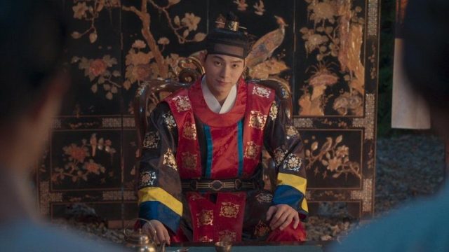 Bon appétit, majestad S01E03