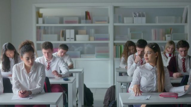 Élite S02E06