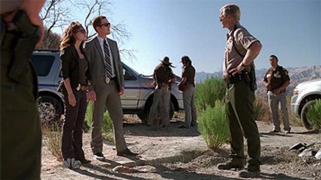 Life S02E10