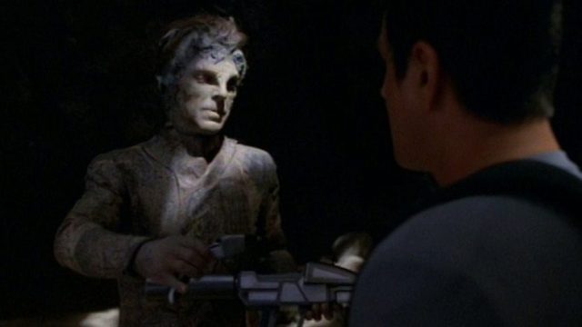 Star Trek: Voyager S03E16