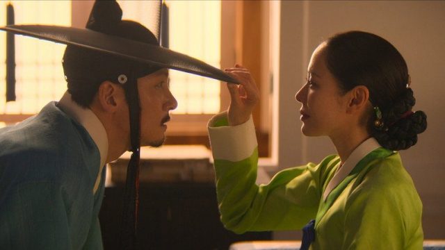 El escándalo S01E02