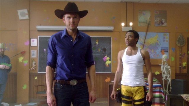 Community S02E24