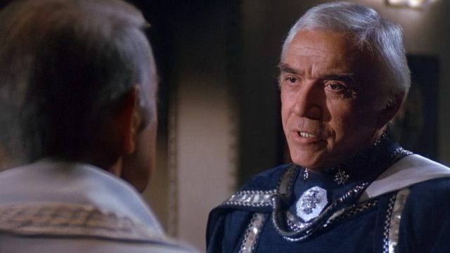 Battlestar Galactica S01E01