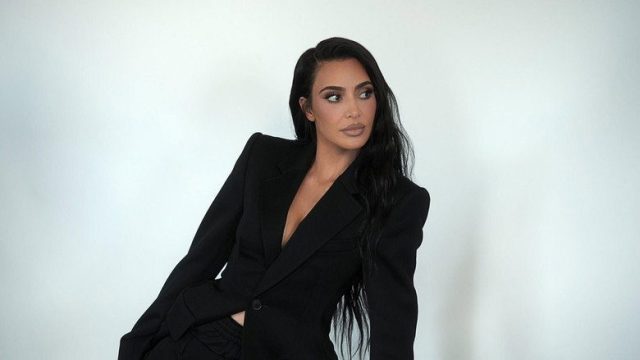 The Kardashians S05E01