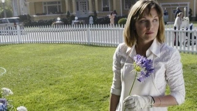Esposas Desesperadas S00E01