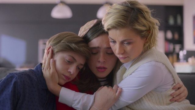 Madre sólo hay dos S02E01