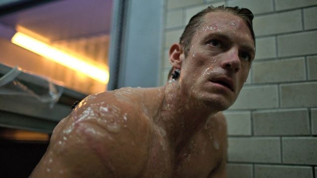 Carbono Alterado S01E01