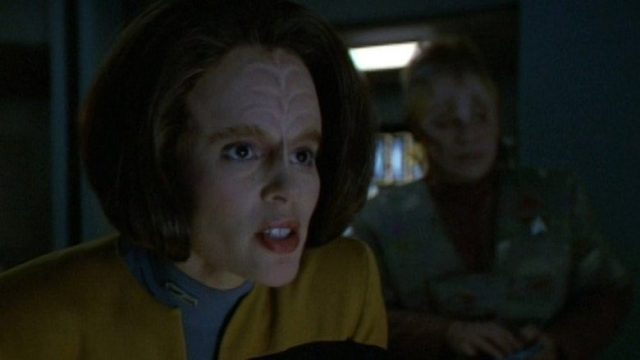 Star Trek: Voyager S02E20