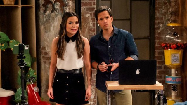 iCarly S02E01