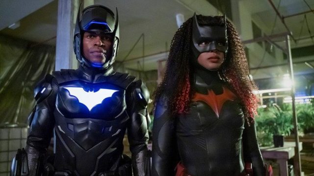 Batwoman S03E01