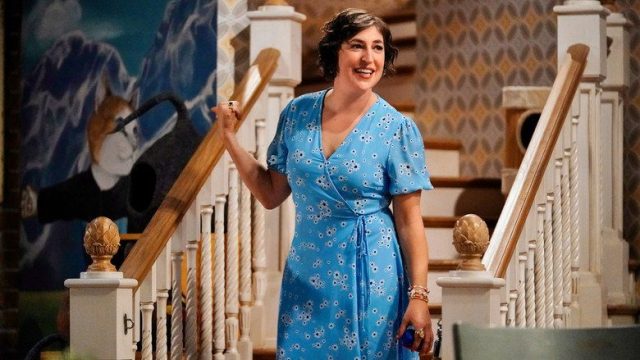 Call Me Kat S01E03