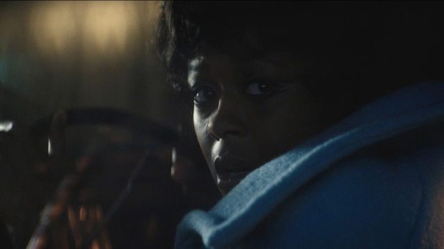 La mujer en el lago S01E02
