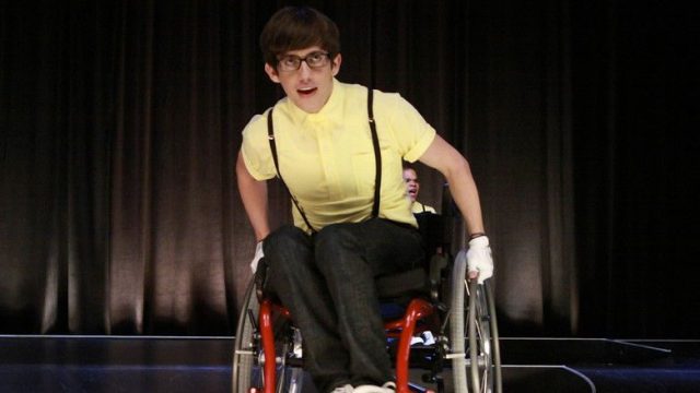 Glee S01E09