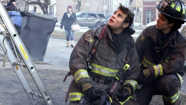 Chicago en llamas S10E13
