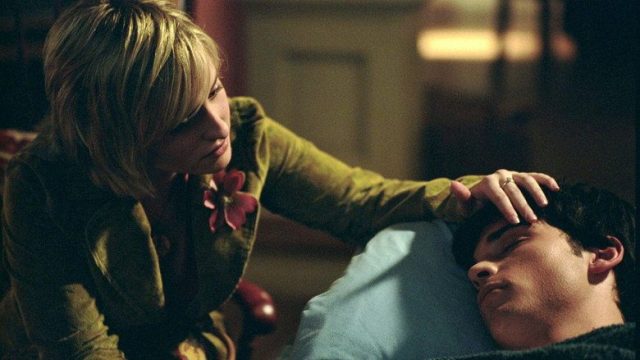 Smallville S02E16
