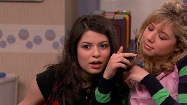iCarly S03E01