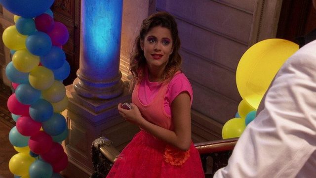 Violeta S02E01