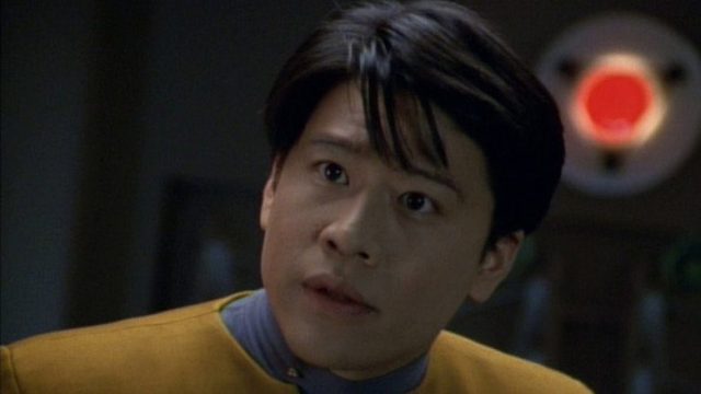 Star Trek: Voyager S01E08