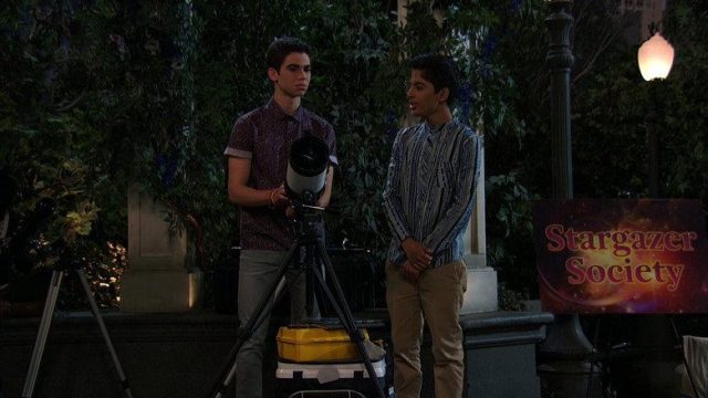 Jessie S04E19